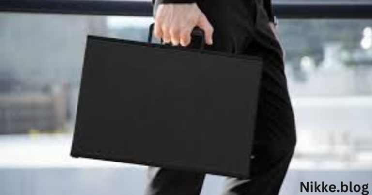 The Ultimate Guide to Choosing the Perfect Black Briefcase: Inspired by King Charles’ Style